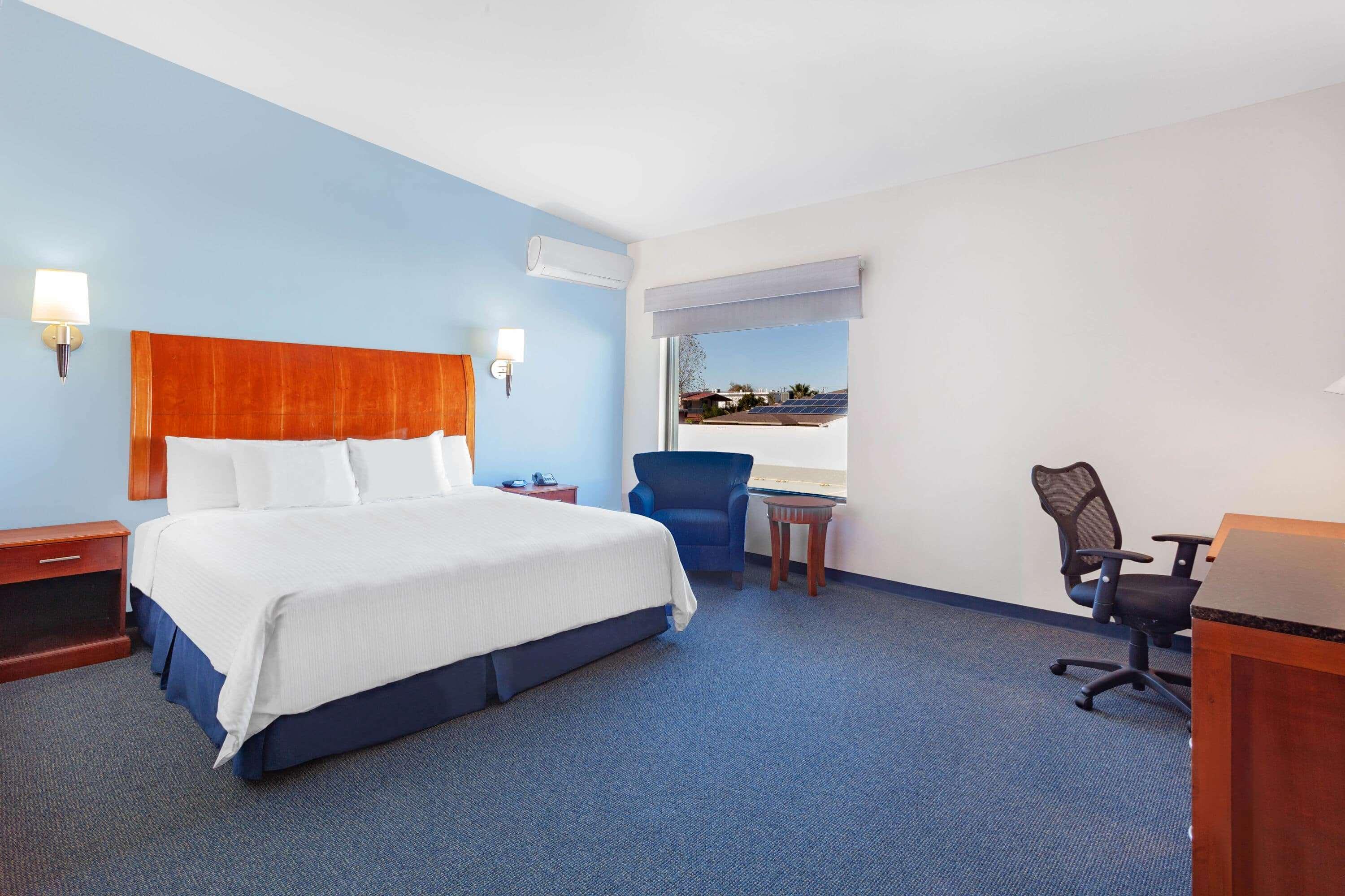 Days Inn By Wyndham Piedras Negras Kültér fotó