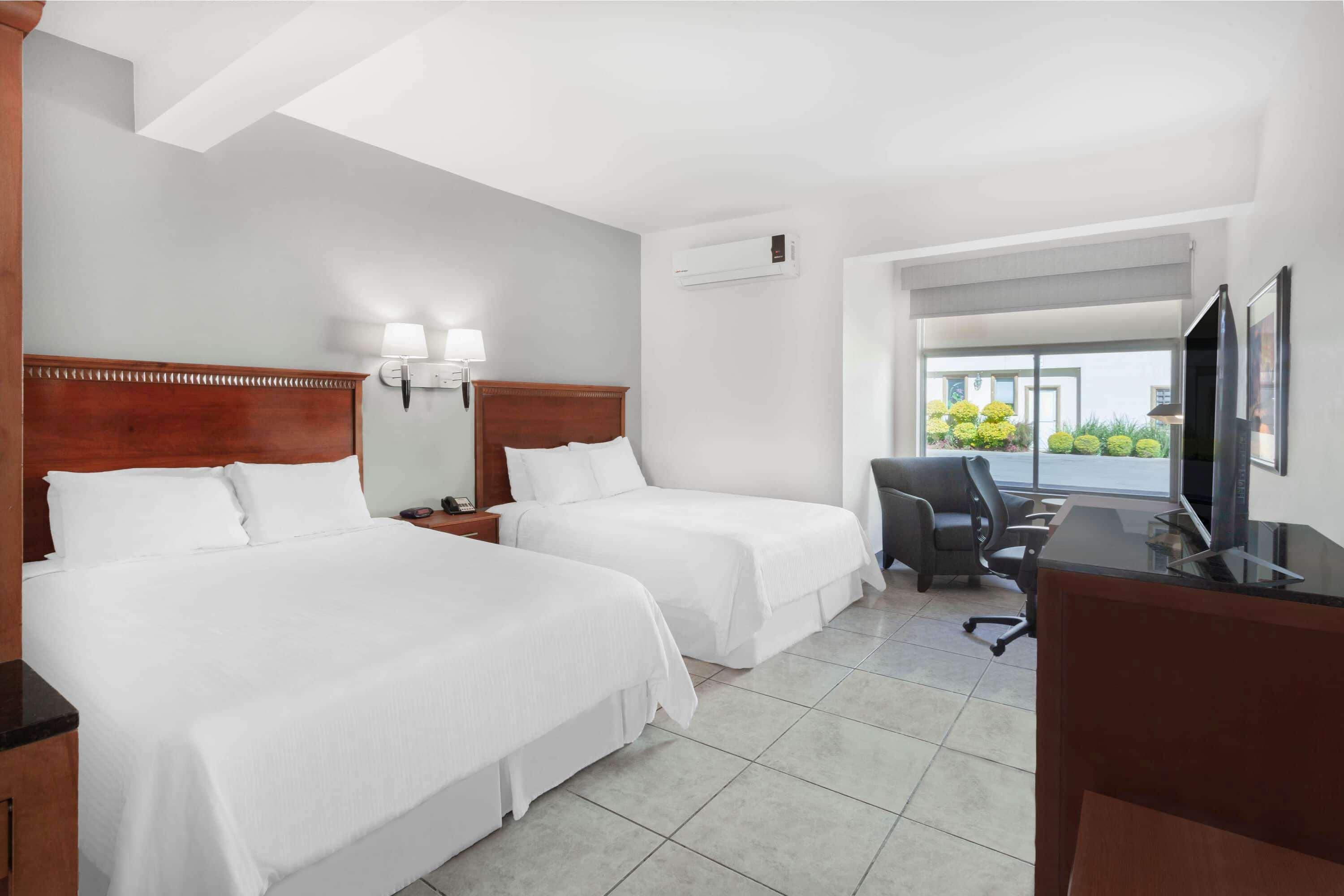 Days Inn By Wyndham Piedras Negras Kültér fotó
