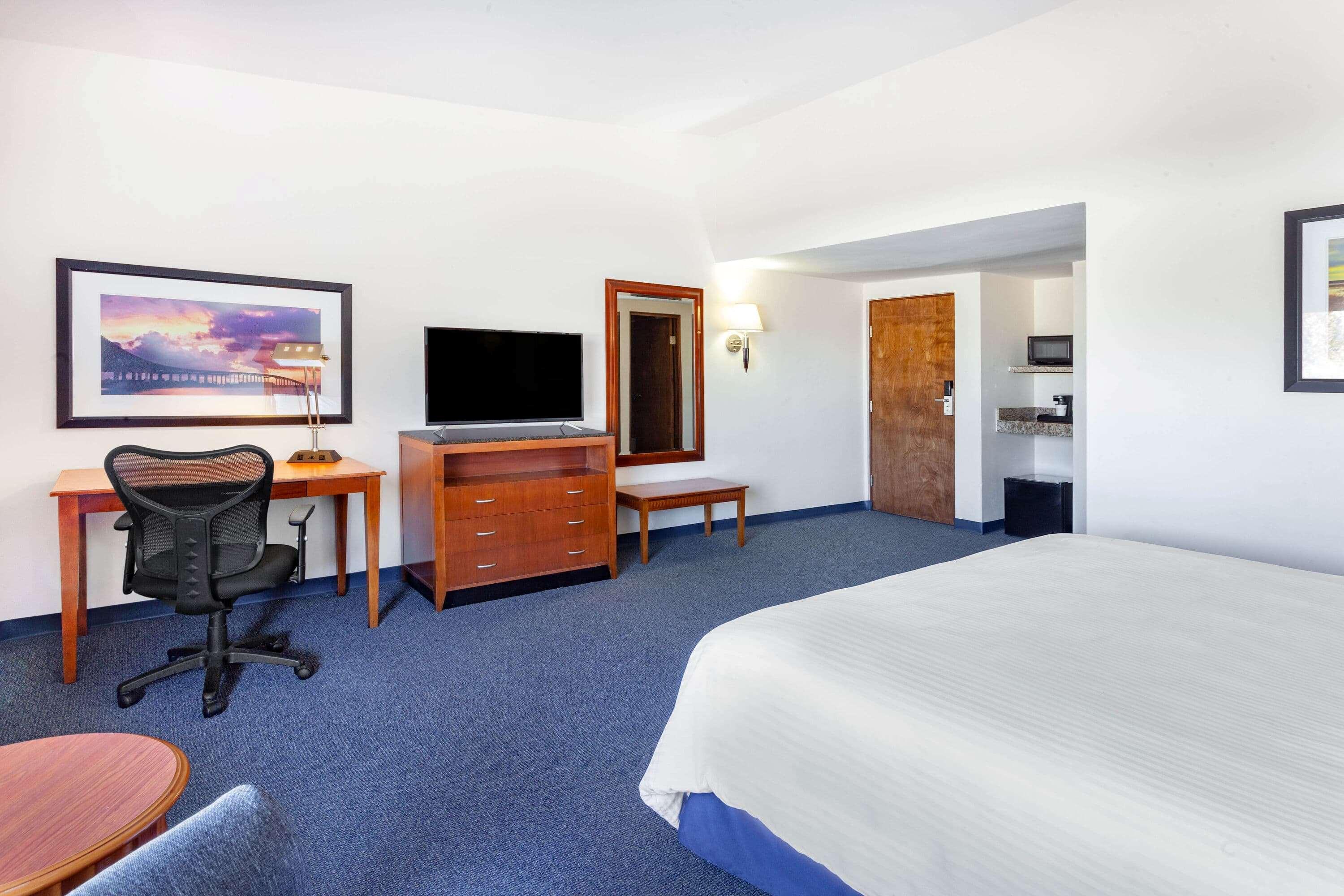 Days Inn By Wyndham Piedras Negras Kültér fotó
